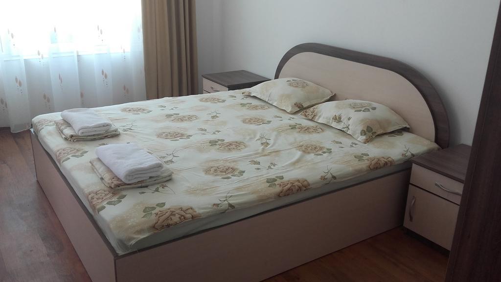 Global Ville Apartcomplex Sunny Beach Ngoại thất bức ảnh