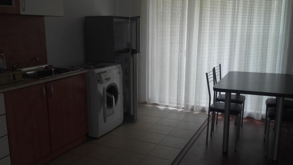 Global Ville Apartcomplex Sunny Beach Ngoại thất bức ảnh