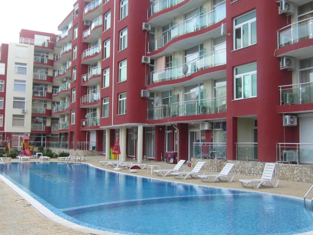Global Ville Apartcomplex Sunny Beach Ngoại thất bức ảnh