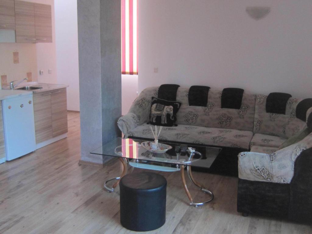 Global Ville Apartcomplex Sunny Beach Ngoại thất bức ảnh